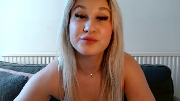 ElleSmithx