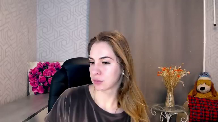 MeganNaughtyy