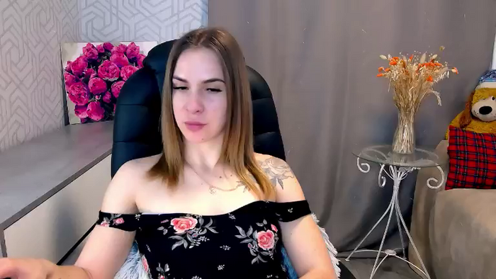 MeganNaughtyy