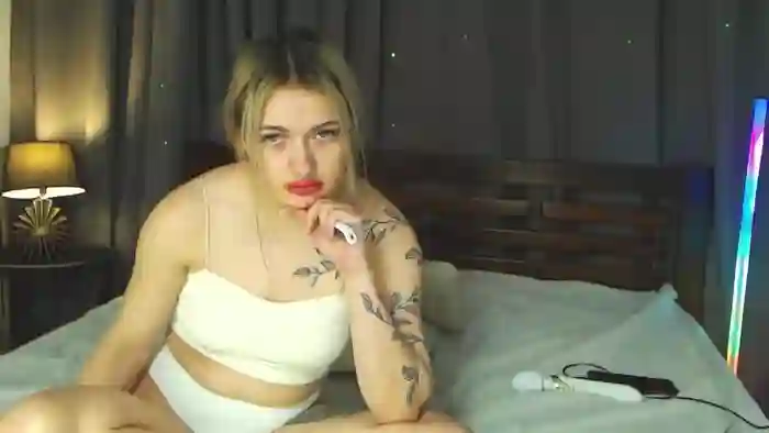 2025/04/04/streamate-mikkishows-23-55-29