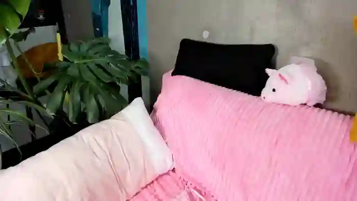 2025/04/04/streamate-uralexis-12-41-52