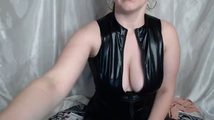 BettyGirlKiss