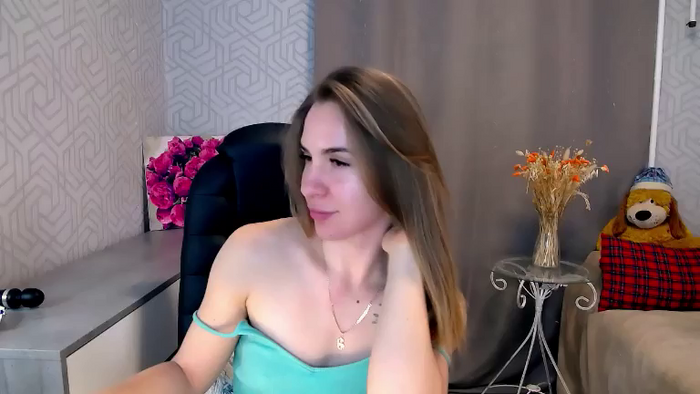 MeganNaughtyy