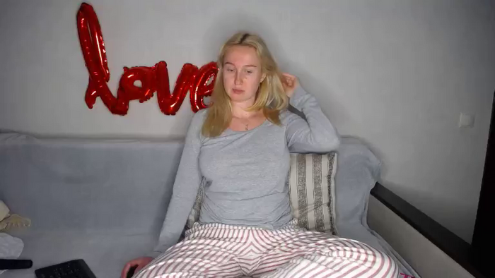 ShyGirlEva101