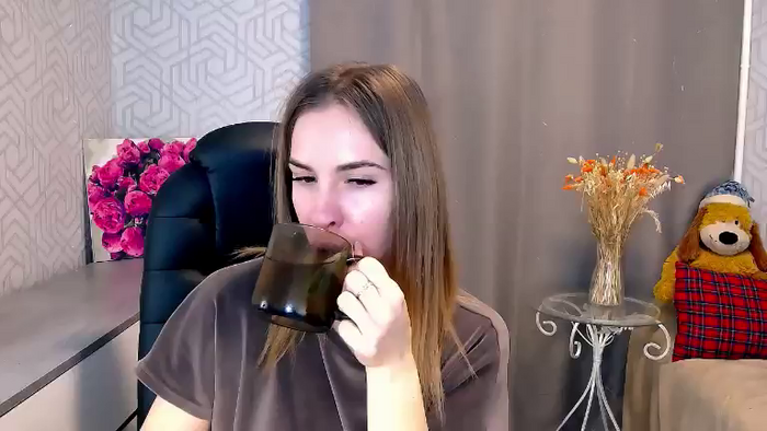 MeganNaughtyy