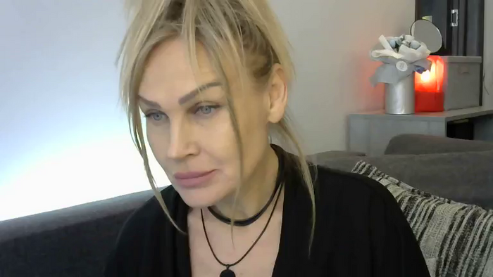 Evie_Paige