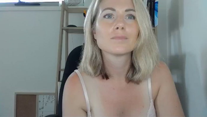 KateDivineUK