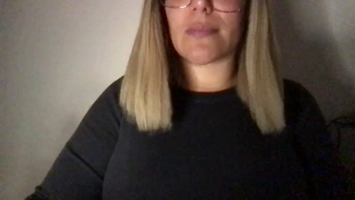 MistressLouUK