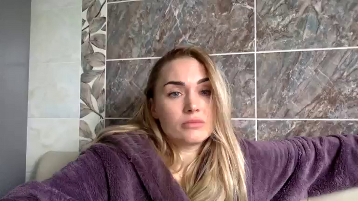 Tina_a