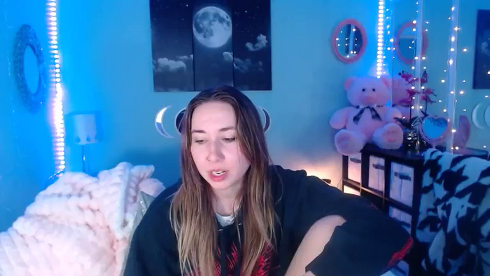Lacey_Prescott