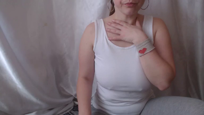 BettyGirlKiss