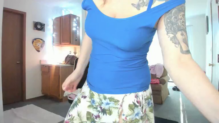 Hottyhousewife18