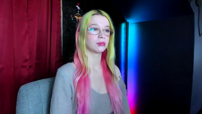 NikkiVill