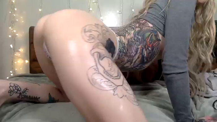 BlondeScarlettx