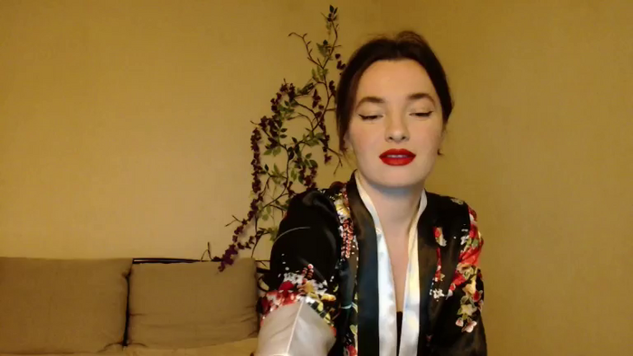 LuckyVicky28