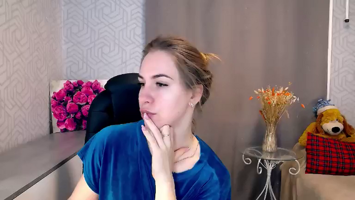 MeganNaughtyy