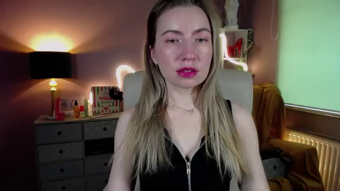 MiaxLoveQueen