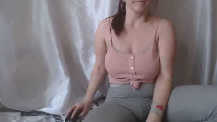 BettyGirlKiss