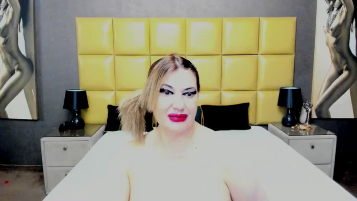 KiraLeila