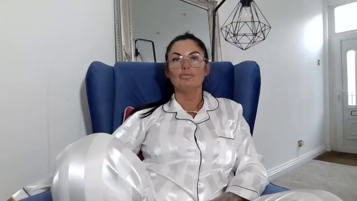 BellaVixen23