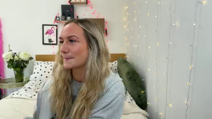 GoldieUKx