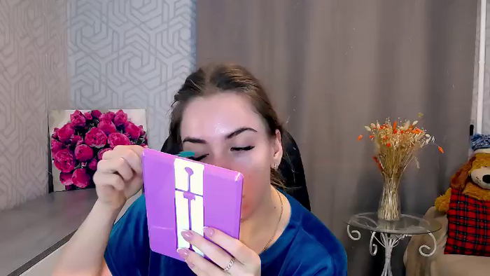 MeganNaughtyy