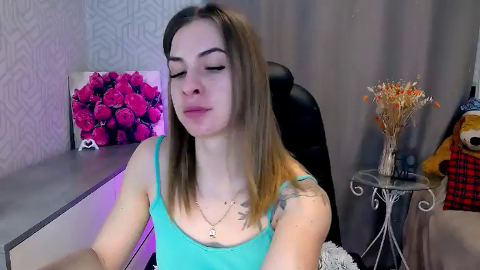 MeganNaughtyy
