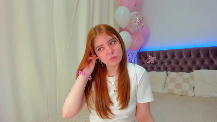 EllaMyerss