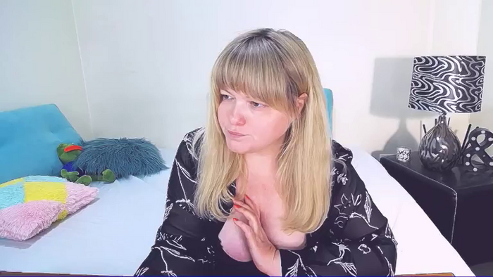 BlondeDesires