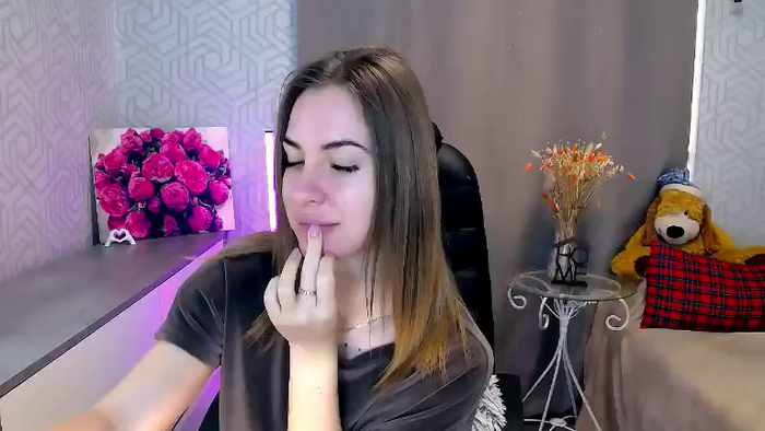 MeganNaughtyy