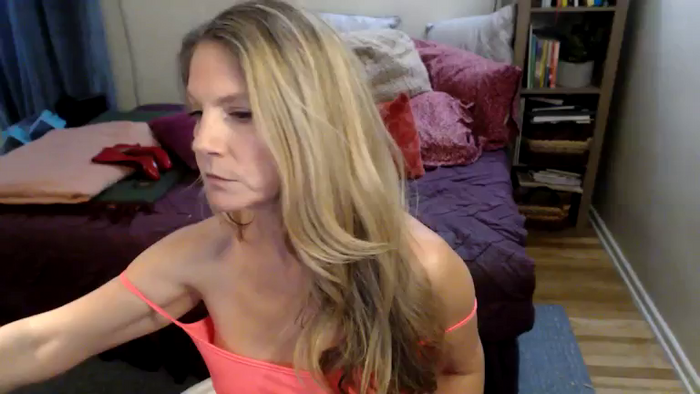 SweetCougarCandy