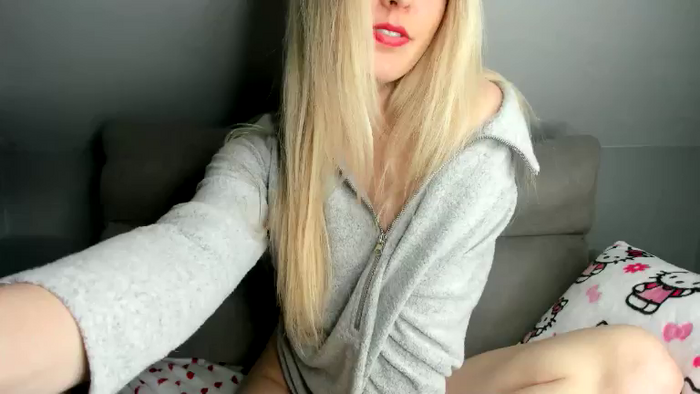 XxAlliGirlNextDoor