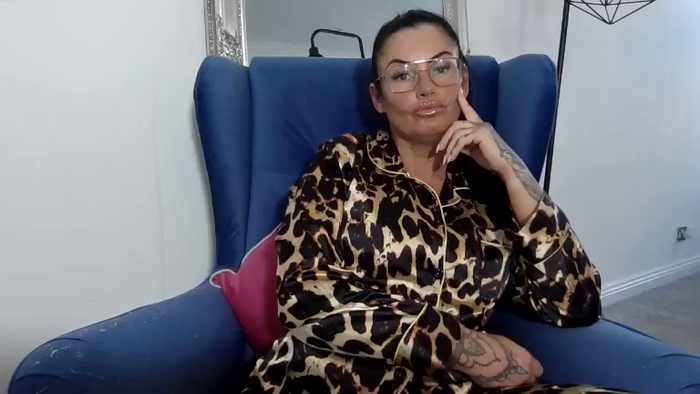 BellaVixen23
