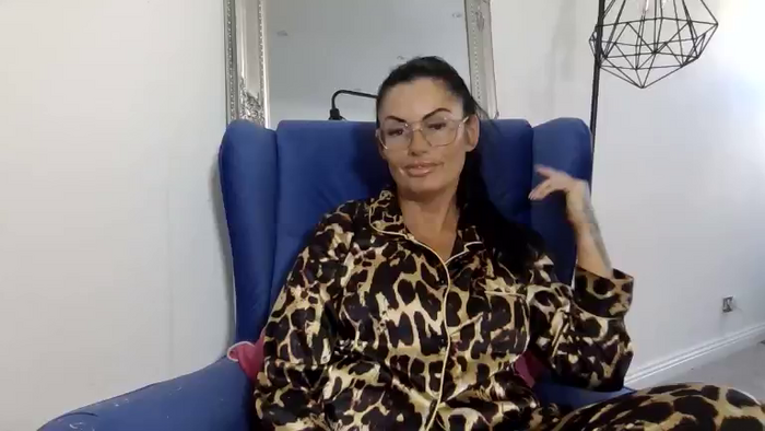BellaVixen23