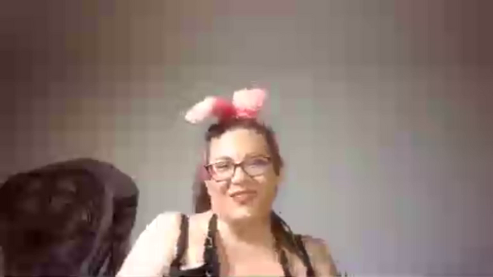 KinkyCorina