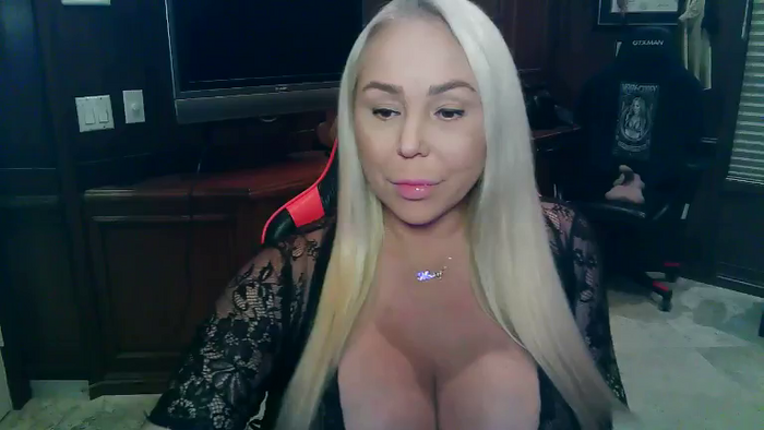 RealMaryCarey