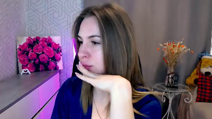 MeganNaughtyy