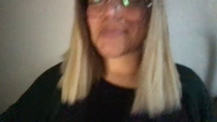MistressLouUK