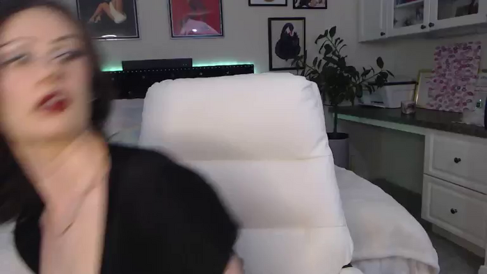 Stassie_Jones