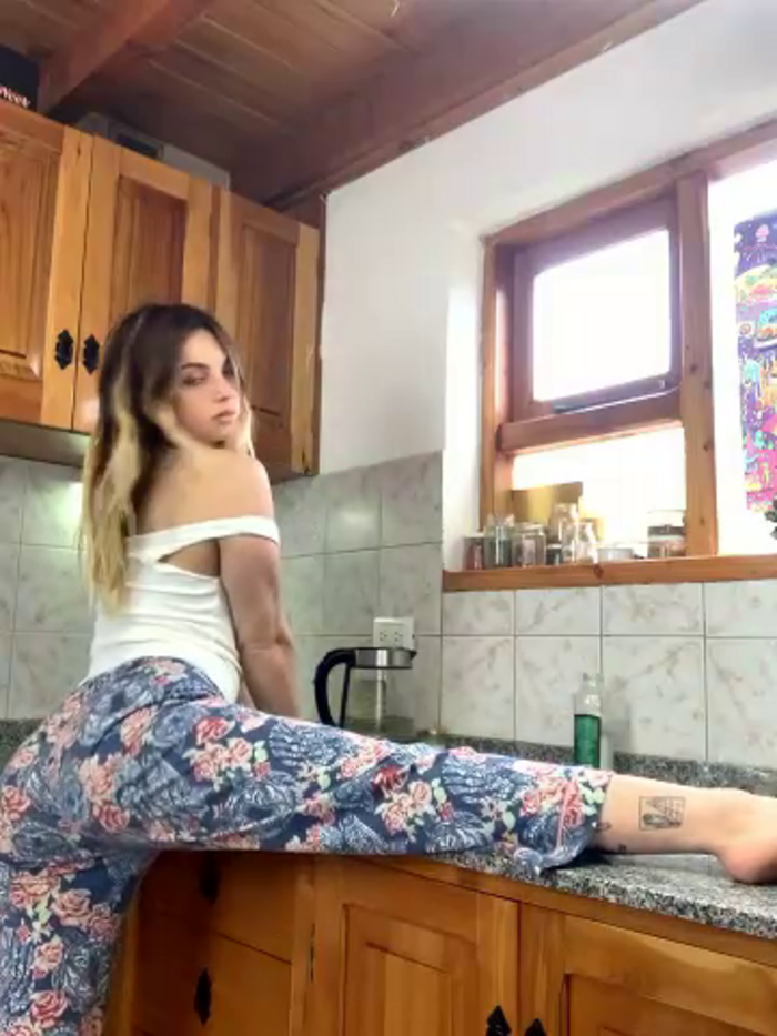 Elnonoykeila77