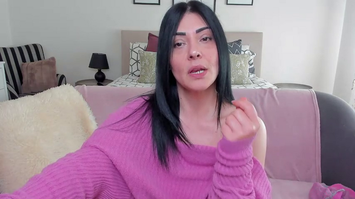 AryaSummersReal