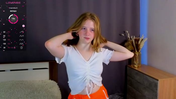 Cute_Adelin