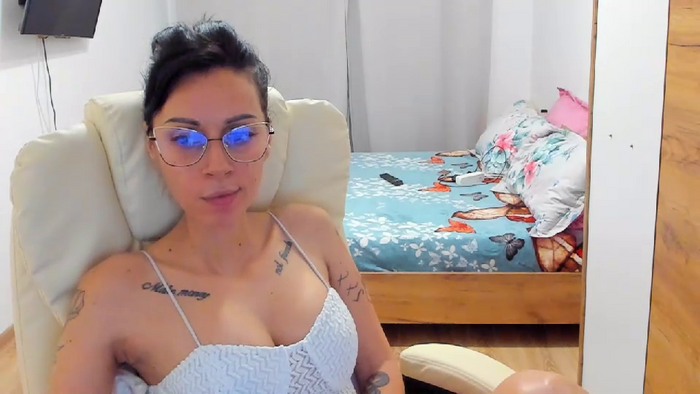 kissnicol32