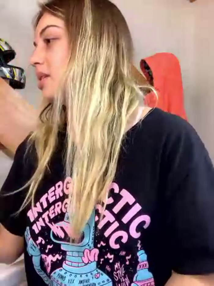 Elnonoykeila77