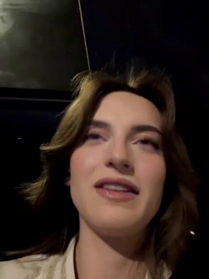 -AngelAri-