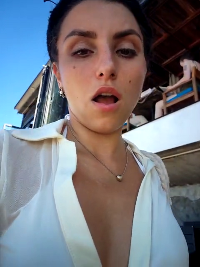 Izabella_Bella