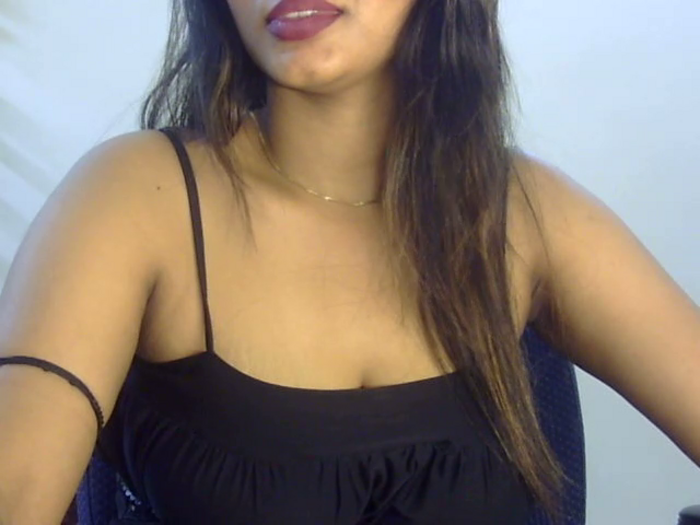 SEXY-MAHI-