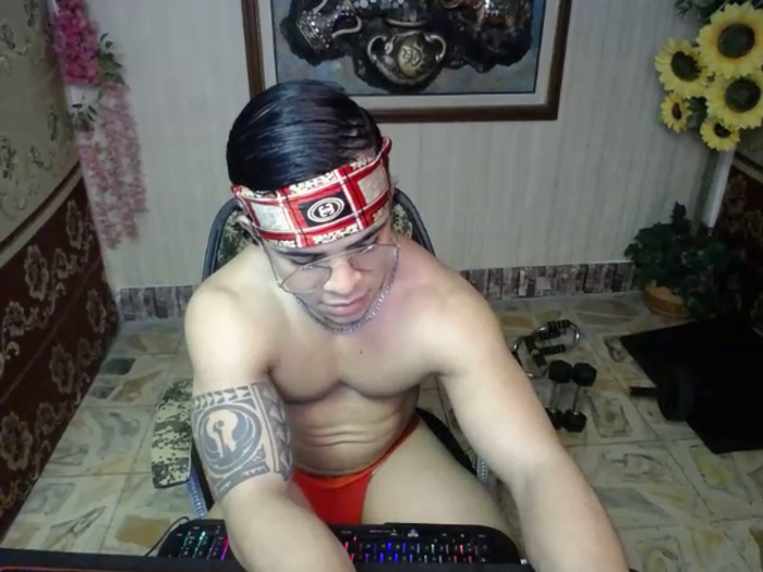 TheMuscularVenezuelanMan
