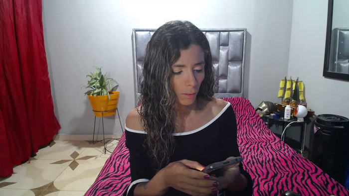 Nadia_Monroe