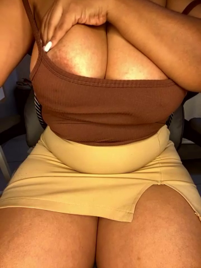 CARAMELGODDESSX23